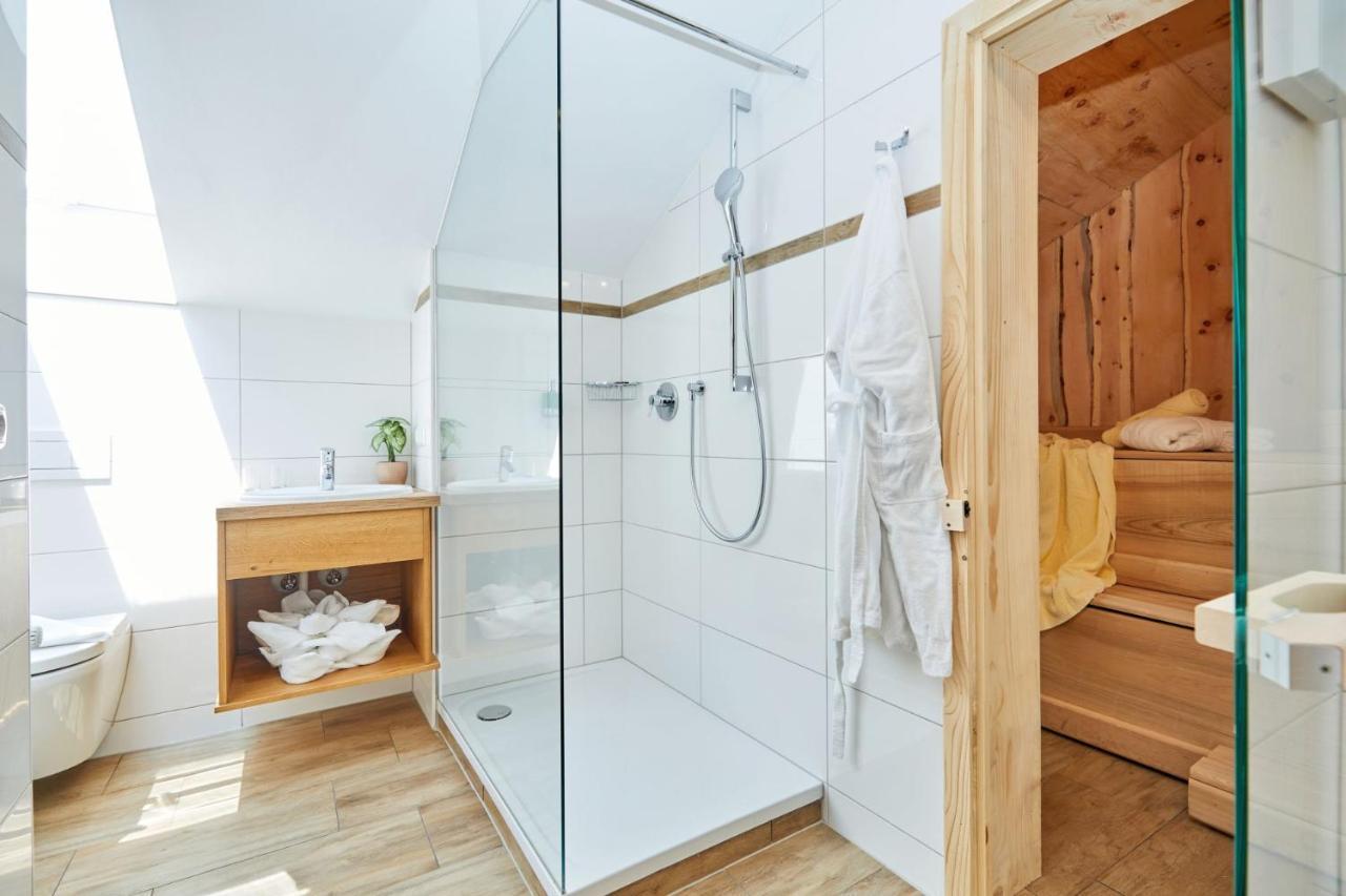 Appartement Traumblick Mit Indoorpool Und Privater Sauna 바드고이세른 외부 사진