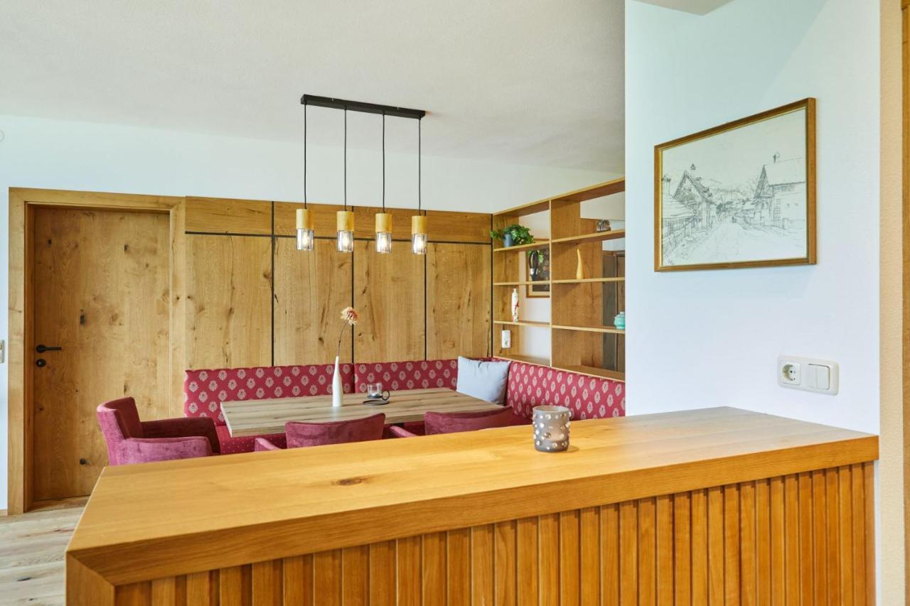 Appartement Traumblick Mit Indoorpool Und Privater Sauna 바드고이세른 외부 사진